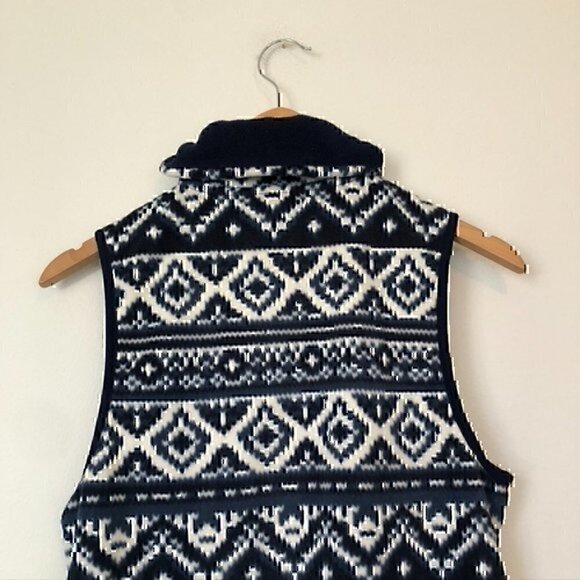 NEW NWT AMERICAN LIVING Blue Navy Cream Aztec Tribal Print Fleece Vest Small S - Picture 11 of 12